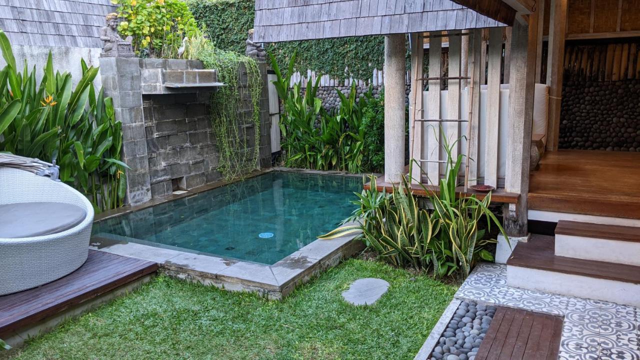 Villa Made West เซมินยัค ภายนอก รูปภาพ